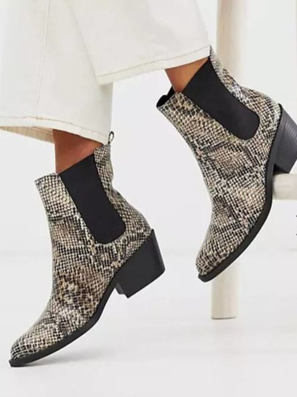 Monkl Kendall Snake Print Ankle Pull On Booties Boots Size Womens 7